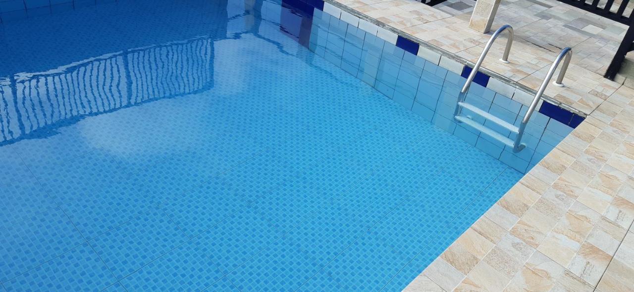 Guarujá Beachside Condo: Pool, BBQ & Flexible Check-in Exterior photo